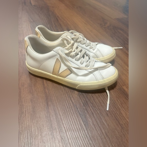 Veja Shoes - Veja Women's Cream and Gold Sneakers